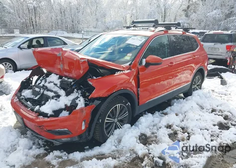 2018 Volkswagen Tiguan 2.0T Se/2.0T Sel z USA, uszkodzony, nr VIN 3VV2B7AX4JM058619